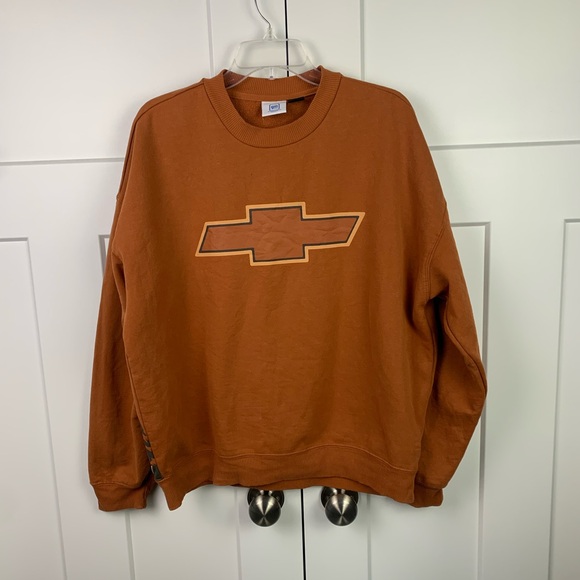 GM Chevrolet MEDIUM Crewneck Hoodie Rust Orange Truck Outdoors Rugged - Picture 2 of 7